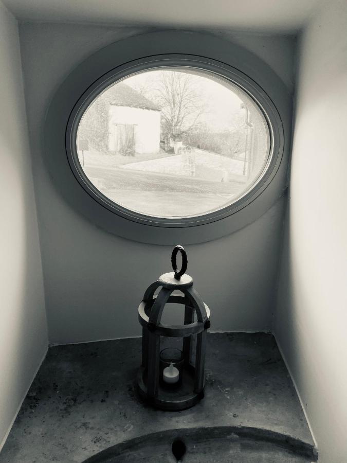 Chez La Rose Luxueuse Cottage Avec Jacuzzi Rouvres-la-Chetive ภายนอก รูปภาพ