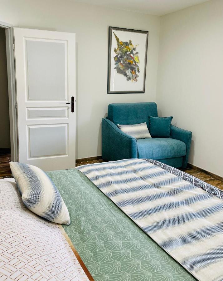Chez La Rose Luxueuse Cottage Avec Jacuzzi Rouvres-la-Chetive ภายนอก รูปภาพ